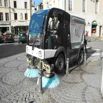 streep sweeper brush